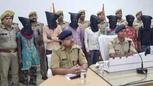 13歲少女遭姐姐設局陷害，被6男集體性侵慘死！凌虐下體挖眼勒斃。（翻自Newslive 24x7推特）