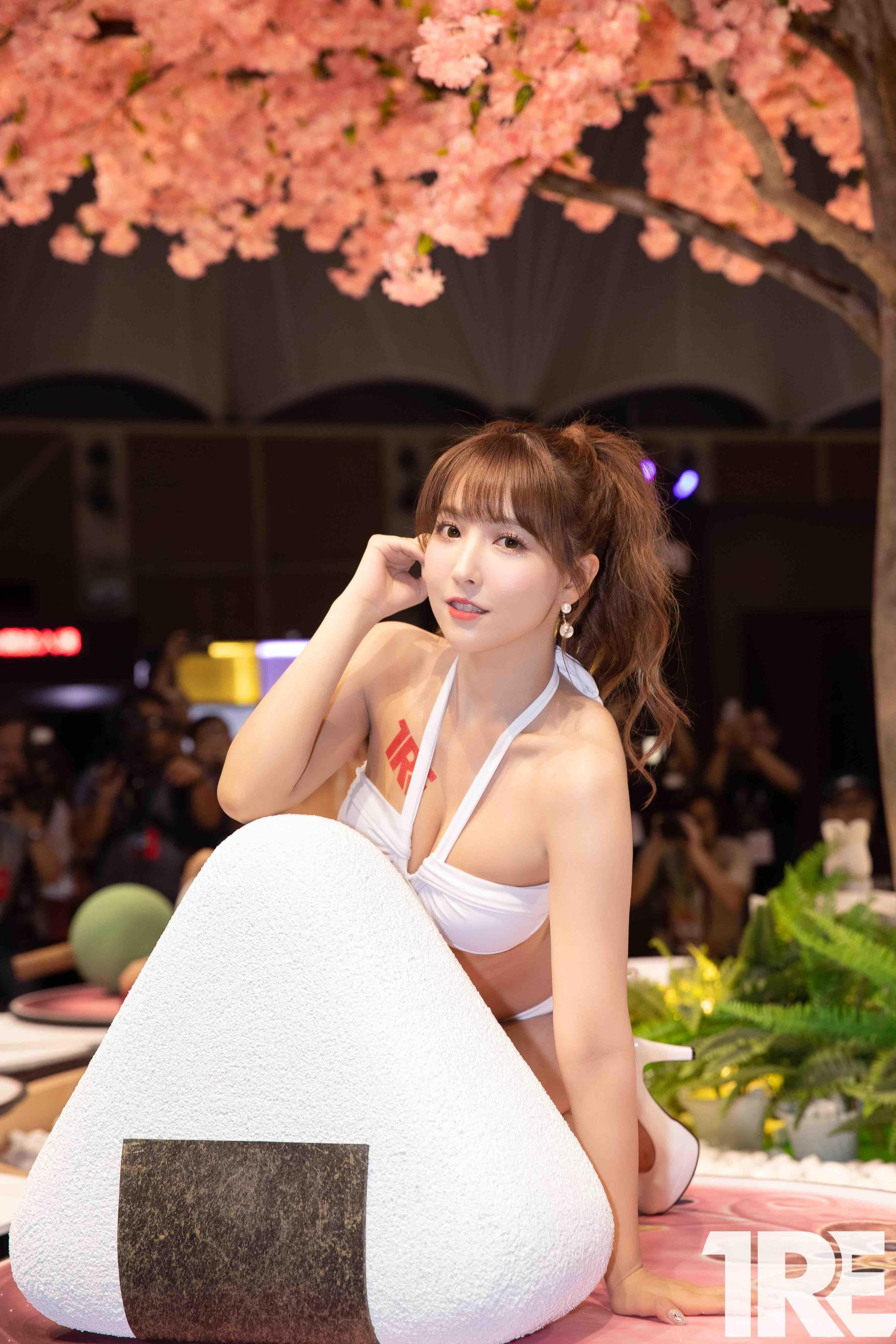 三上悠亞離開新東家自立門戶,承諾會繼續拍AV,她在台灣人氣度極高。(TRE提供)