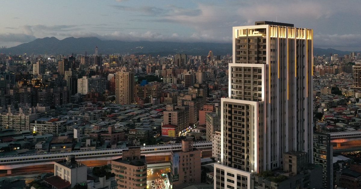 「太陽帝國」位居雙和核心地段，36樓摩天鋼骨展現一枝獨秀擎天新地標。