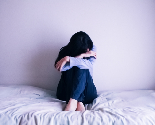 一名女網友抱怨男友衛生習慣不佳，讓她「無法再愛下去」。（示意圖非當事人，photoAC）