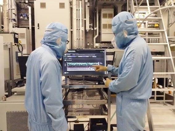 友達透過AI為工廠進行多元健檢,結合深厚綠色製造經驗,引領老舊廠房轉型為永續智慧工廠,成果斐然深獲國際肯定。(友達提供)