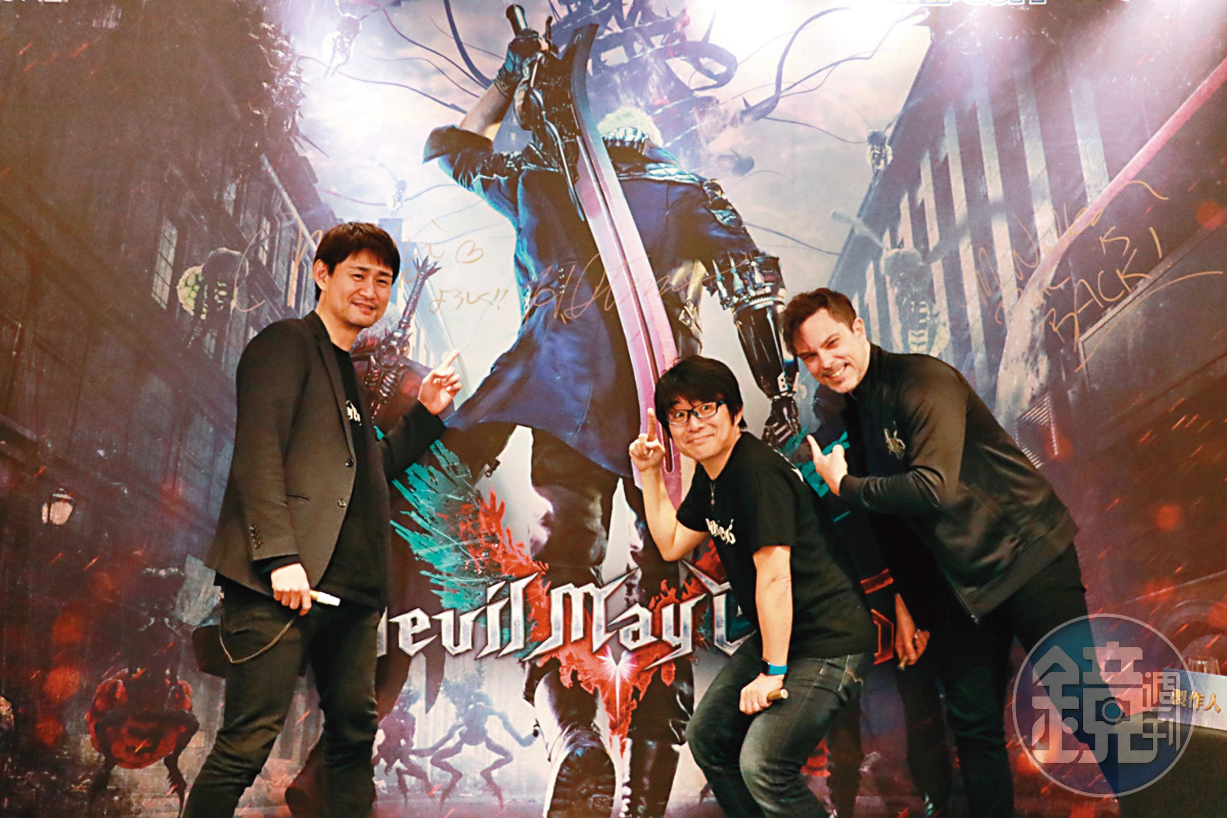 卡普空與傑仕登關係緊密，2018年邀請《惡魔獵人5》資深製作人岡部真輝（左起）、總監伊津野英昭及製作人馬修沃克訪台。（傑仕登提供）
