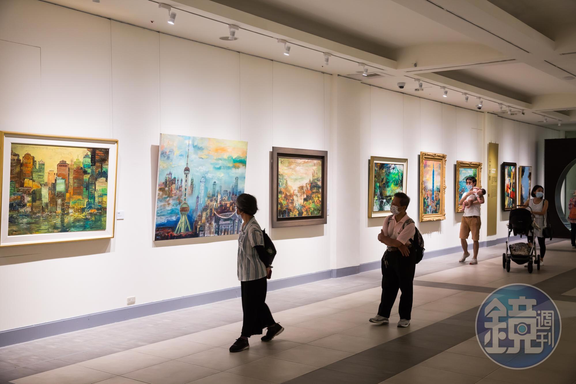「宇宙．微觀—侯翠杏創作回顧展」於6月底，在國父紀念館中山國家畫廊展出，展期至8月7日。