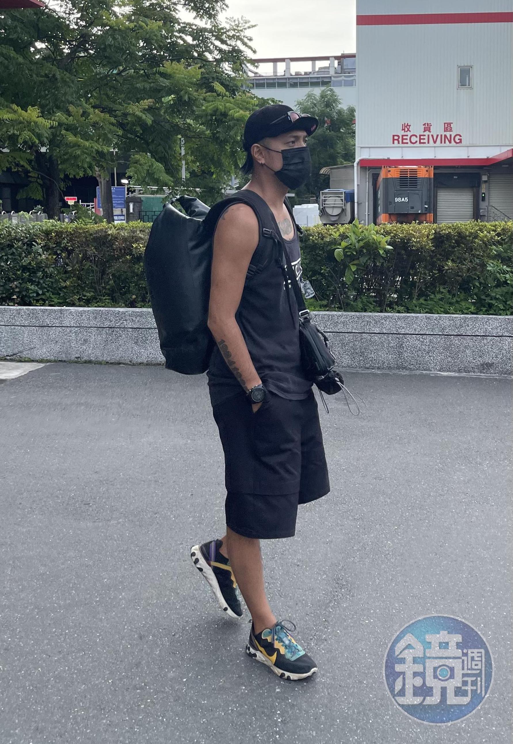 前MP魔幻力量主唱「嘎嘎」潘俊佳企圖重振演藝事業。