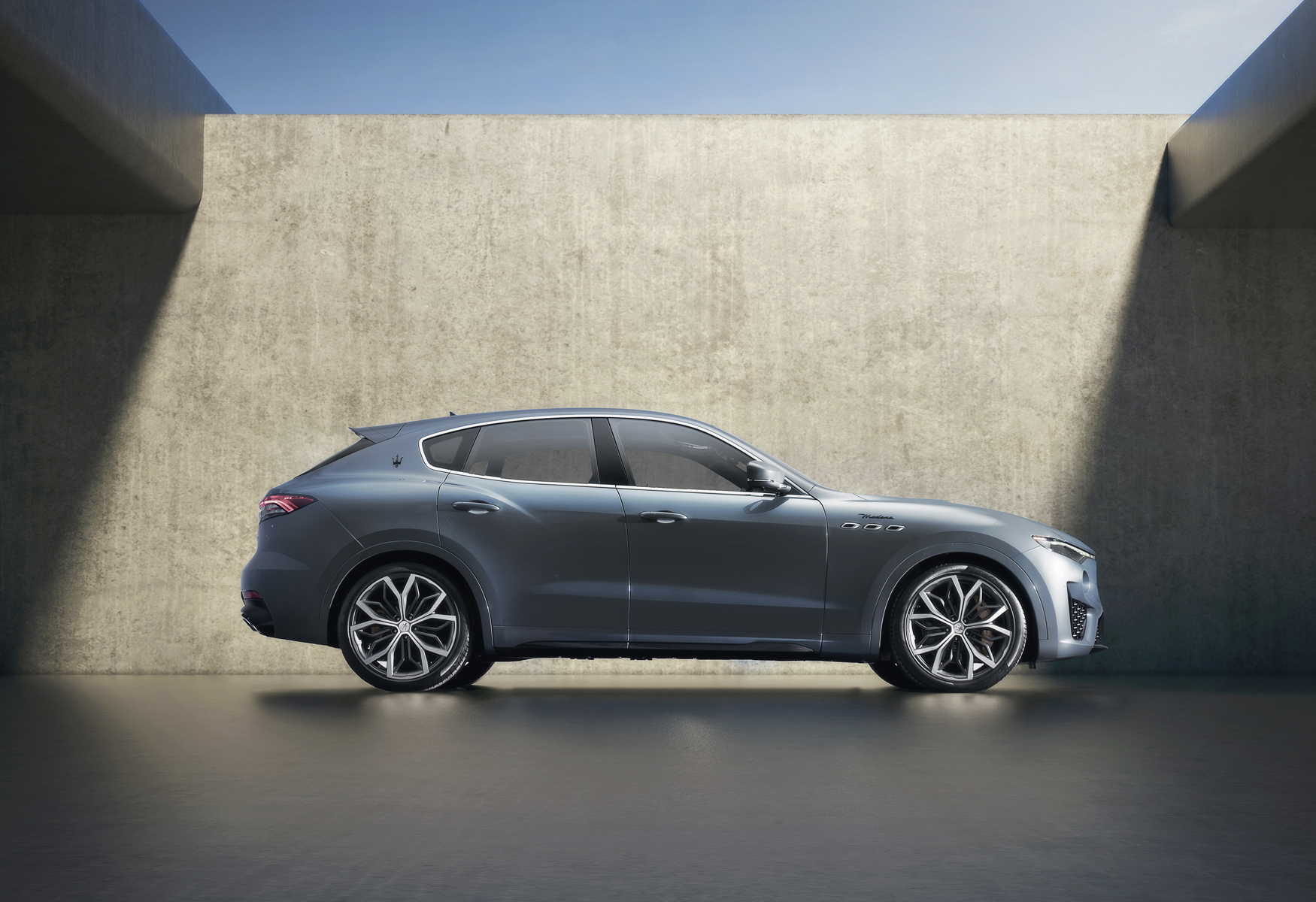 【新車登場】以蔚藍海岸之名！Maserati Levante Modena「Trofeo Line」