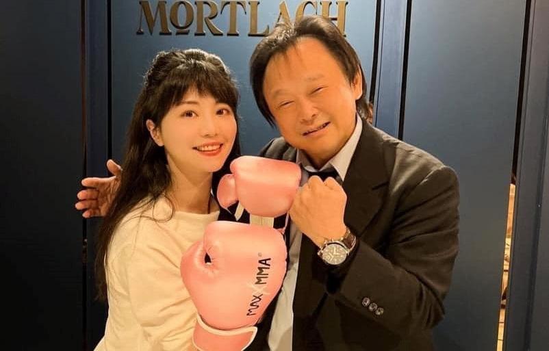 高嘉瑜(左)透露,去年她曾建議小英總統,應由王世堅(右)出馬參選台北市長。(翻攝自高嘉瑜臉書)
