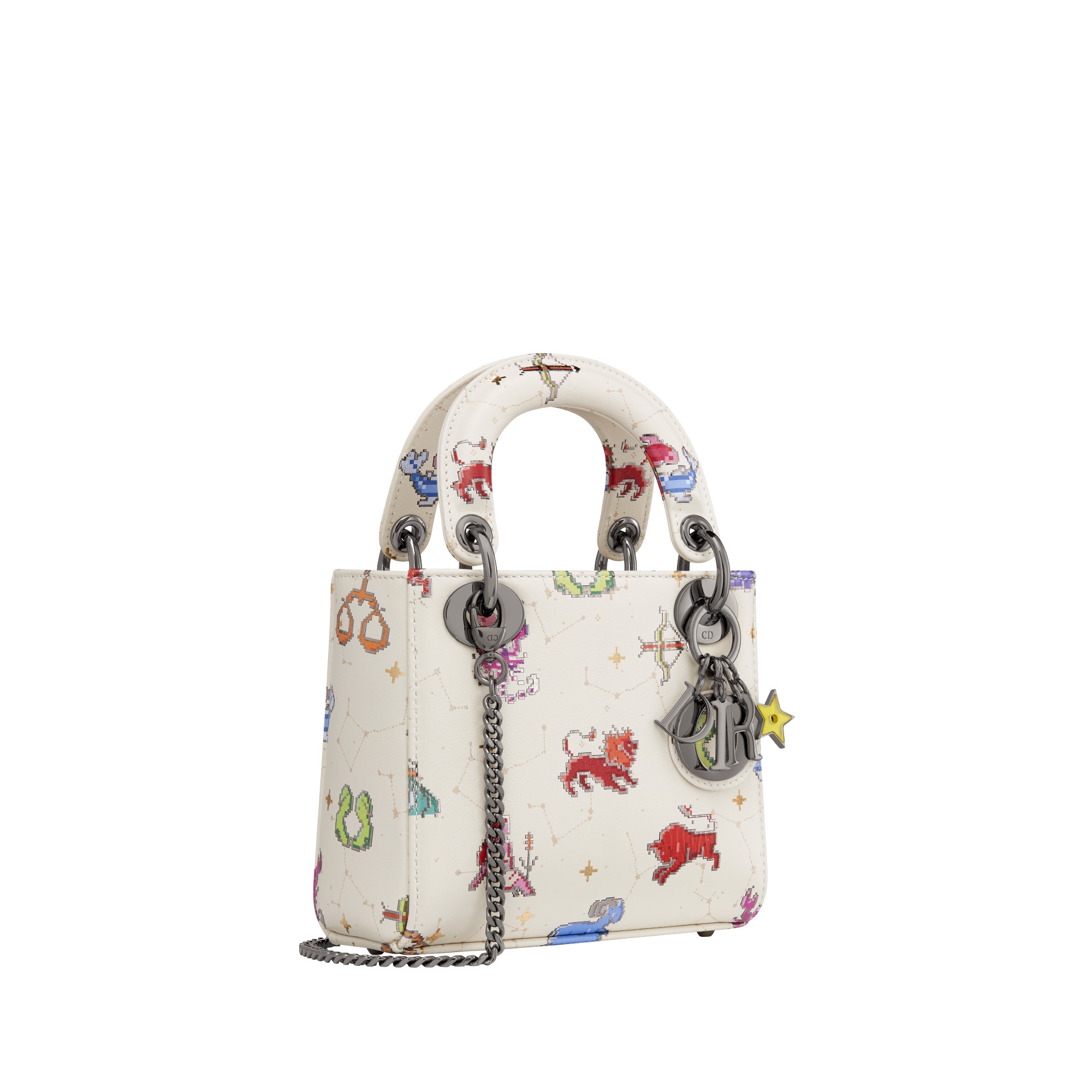 Lady Dior mini星座圖案拿鐵白小牛皮鍊帶提包。NT$145,000(迪奧提供)