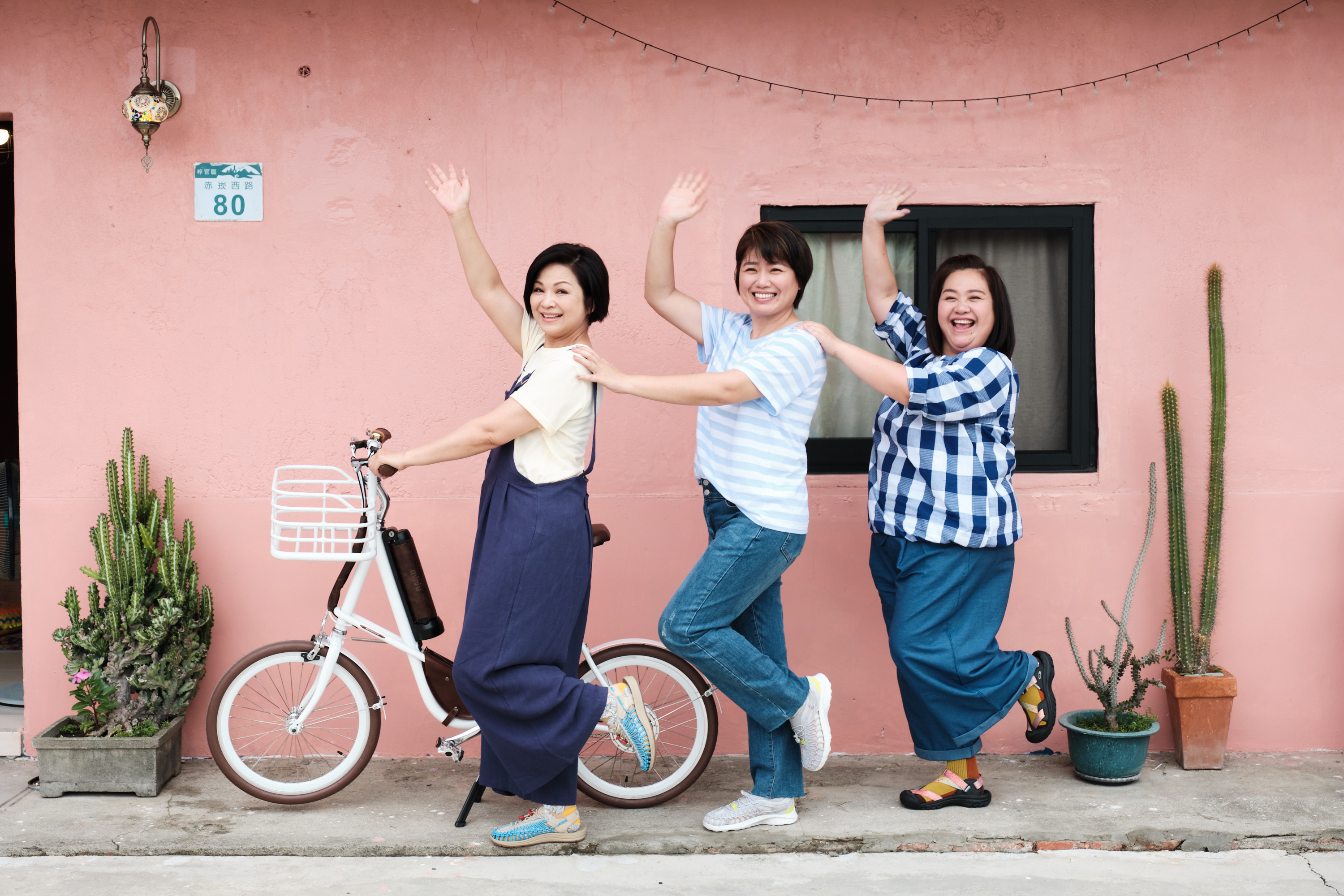 《老少女奇遇記》中有3位資深少女團爆笑而深度的那一面。（Catchplay提供）