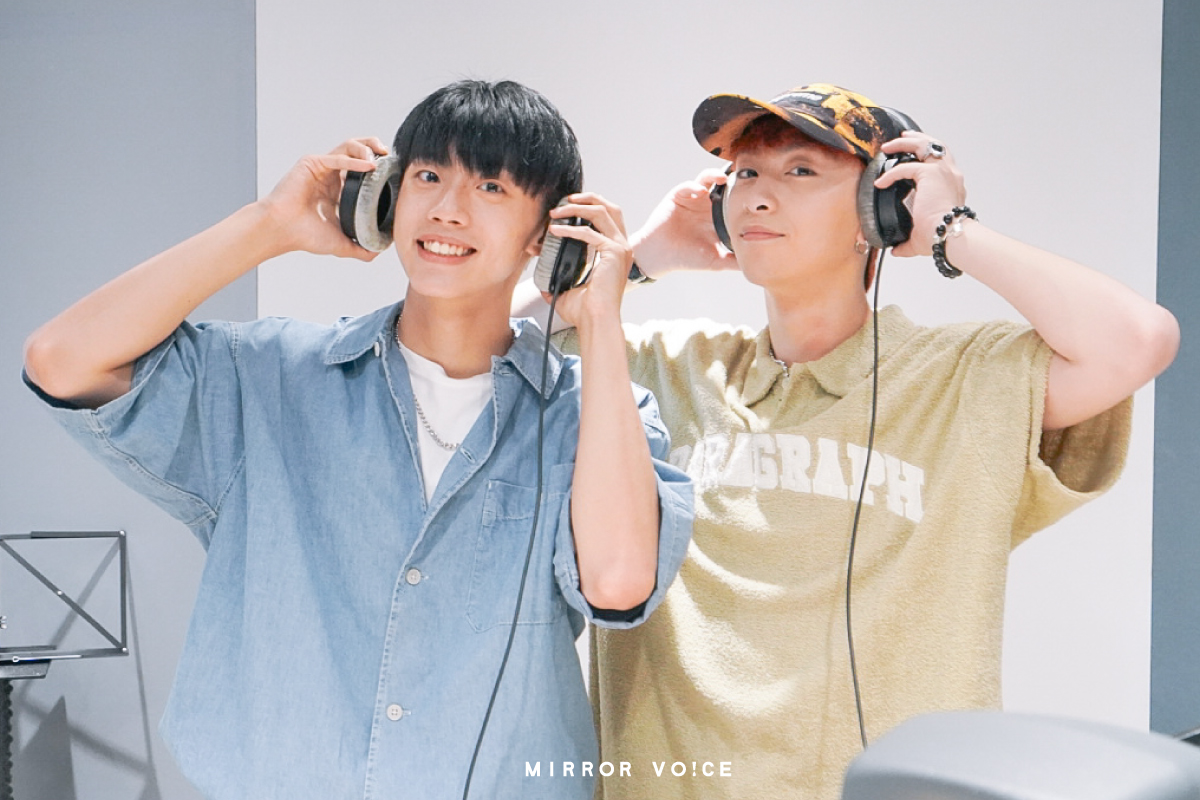 黃文廷（左）與曹家齊（右）參與《原子少年》選秀分屬不同星球，其實兩人都是喜歡音樂旗下練習生。（鏡好聽提供 陳克宇攝影）