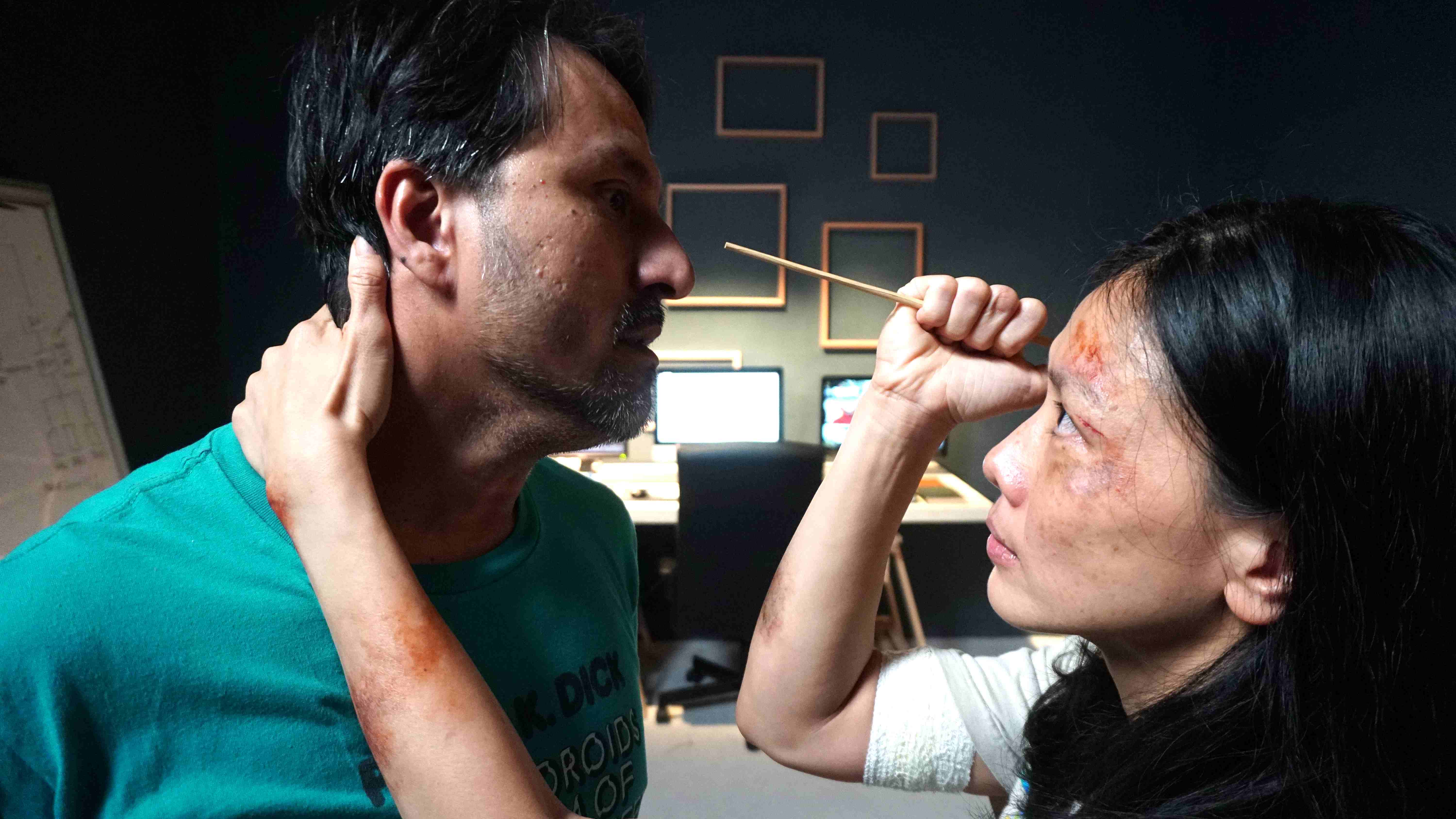 柏榮裴拉勒與華人女星陳翠梅在片中關係愛恨糾纏。(海鵬提供)