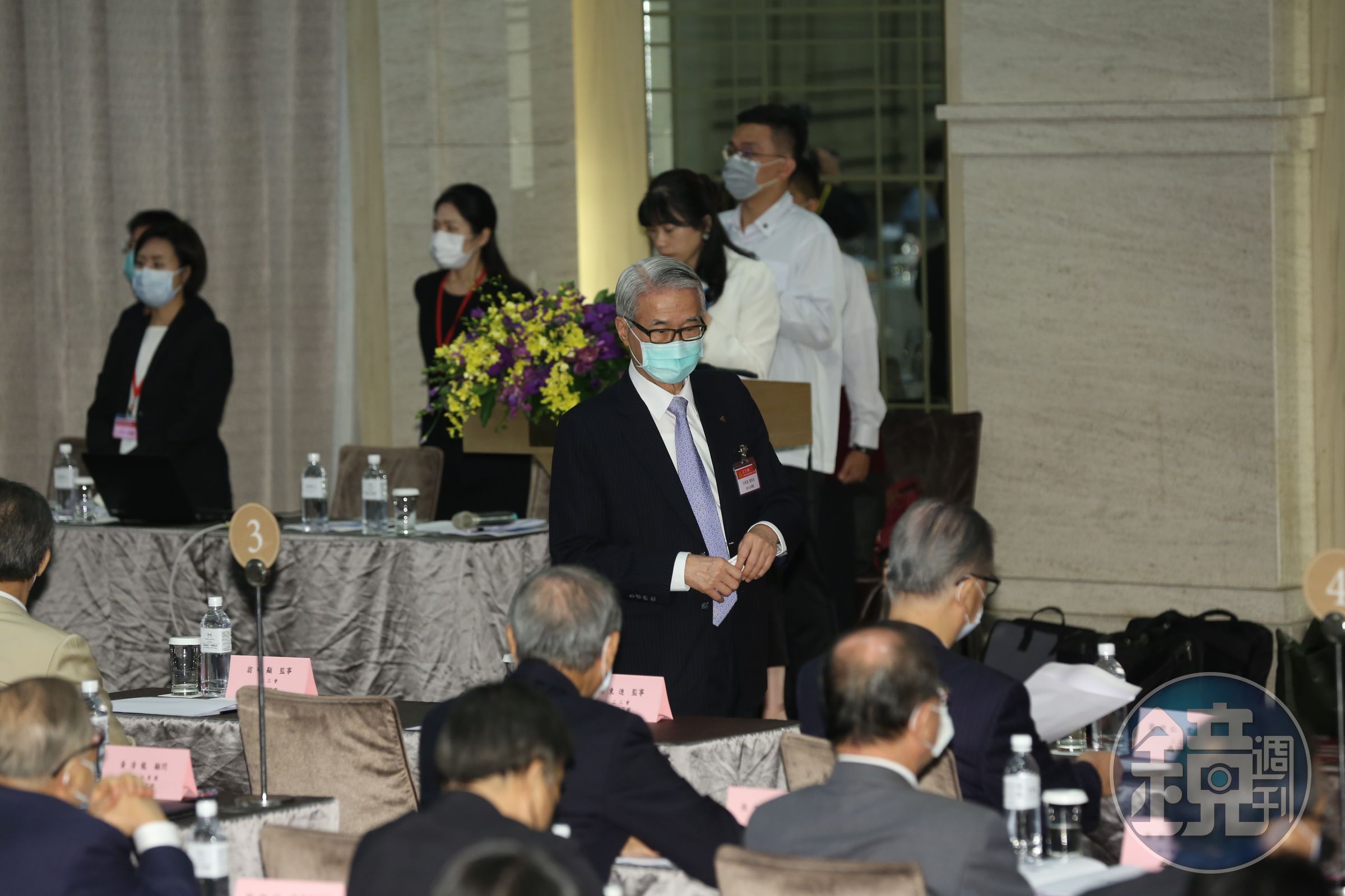 吳東進（圖）認為，新光三越百貨副董一職應由吳火獅家族出任。（本刊資料照）