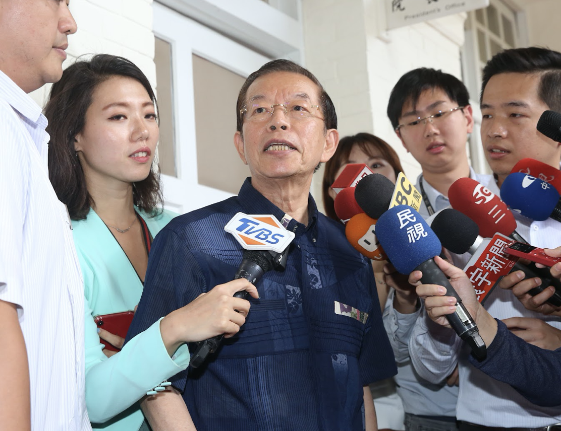 日本前首相安倍晉三今（8）傳出在奈良進行街頭演講時遭槍擊，駐日代表謝長廷（圖）說話了。（資料照）