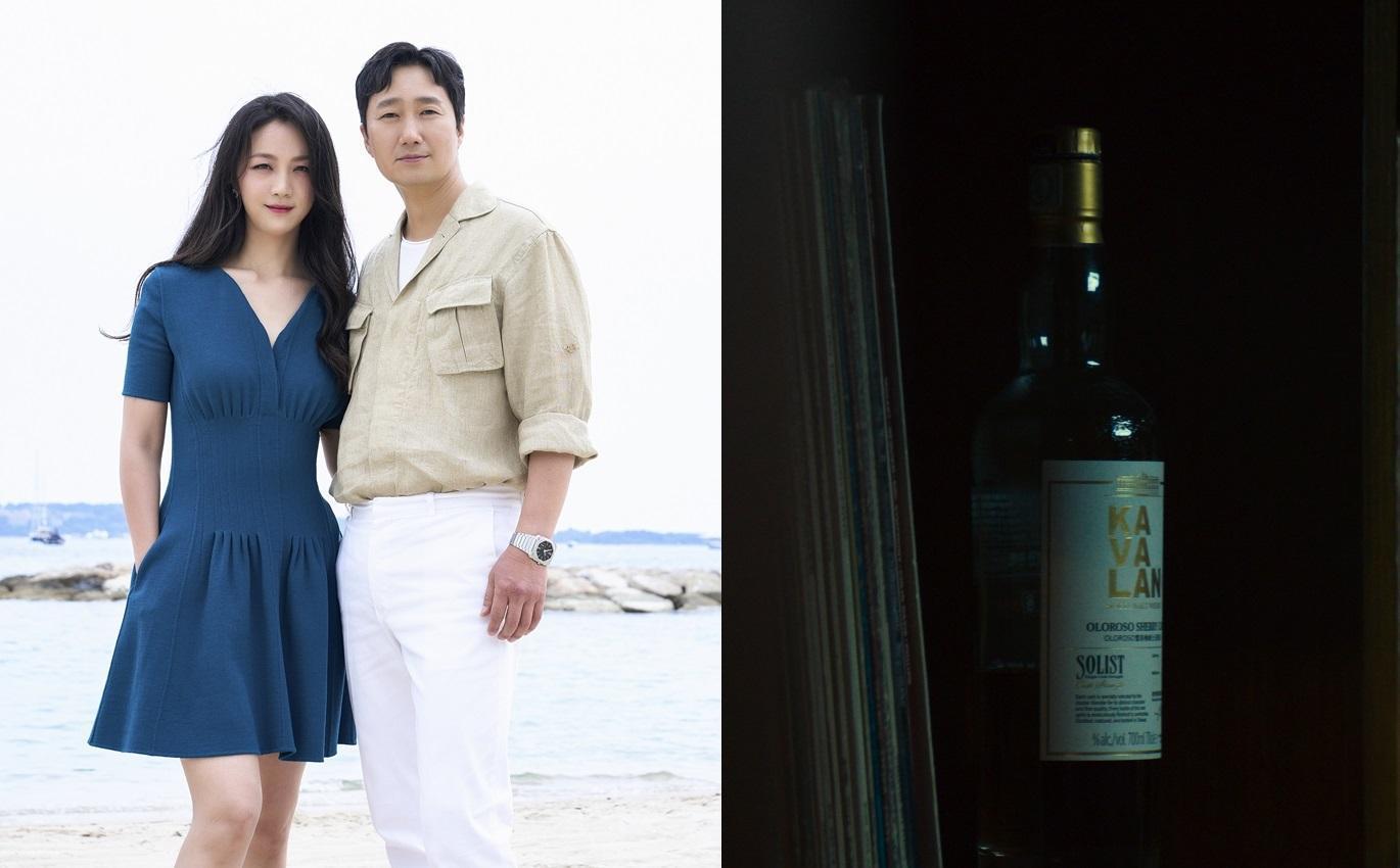 朴海日(左圖右)與湯唯(左圖左)主演電影《分手的決心》中出現來自台灣的噶瑪蘭威士忌。(車庫娛樂提供)