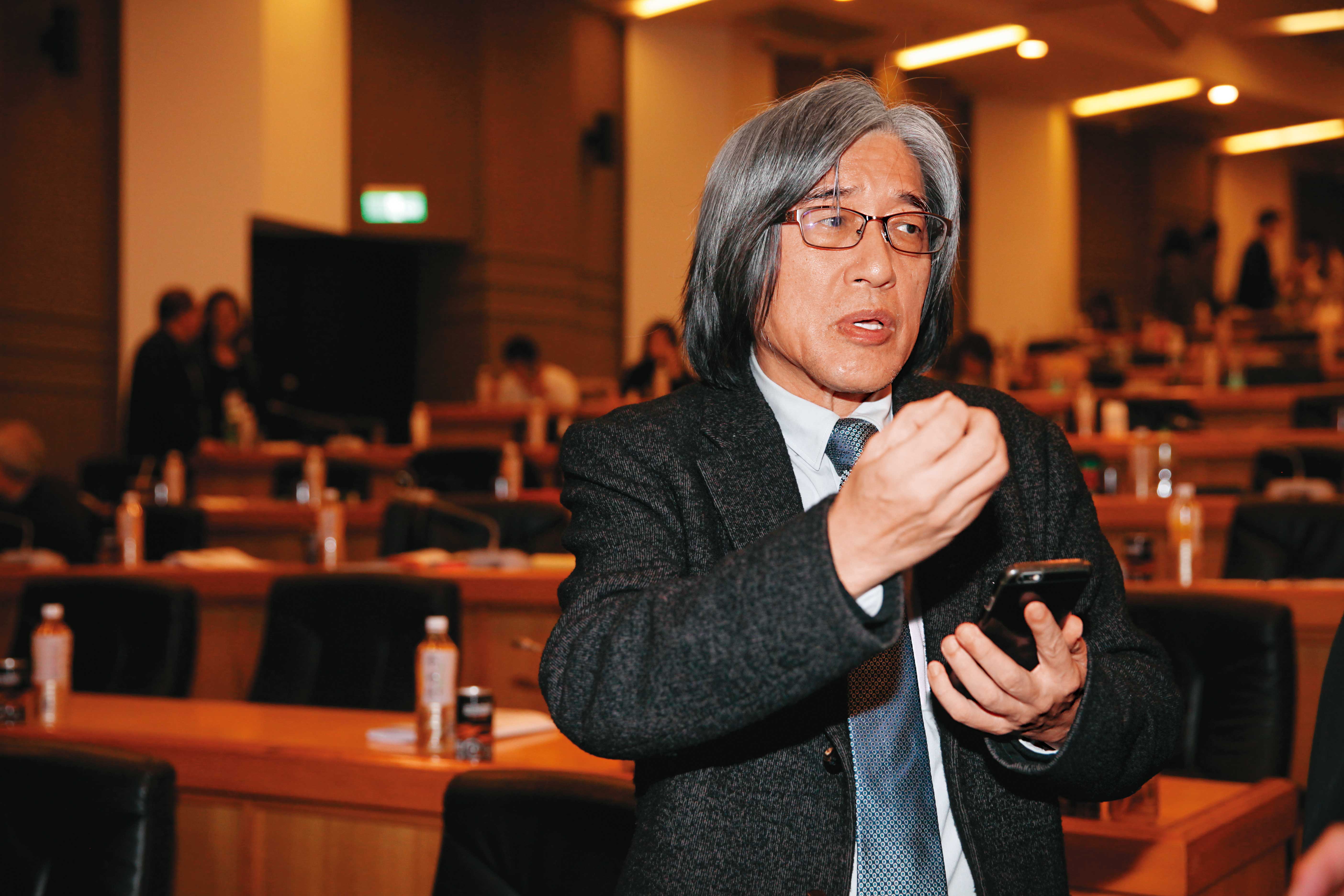 網家執行長閃辭，讓詹宏志（圖）的交棒計畫宣告失敗，詹自比張忠謀、施振榮回鍋救火。