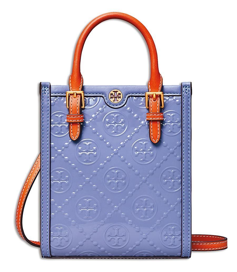 TORY BURCH丁香紫T Monogram壓紋迷你琴譜包 NT$21,900(俊思提供)