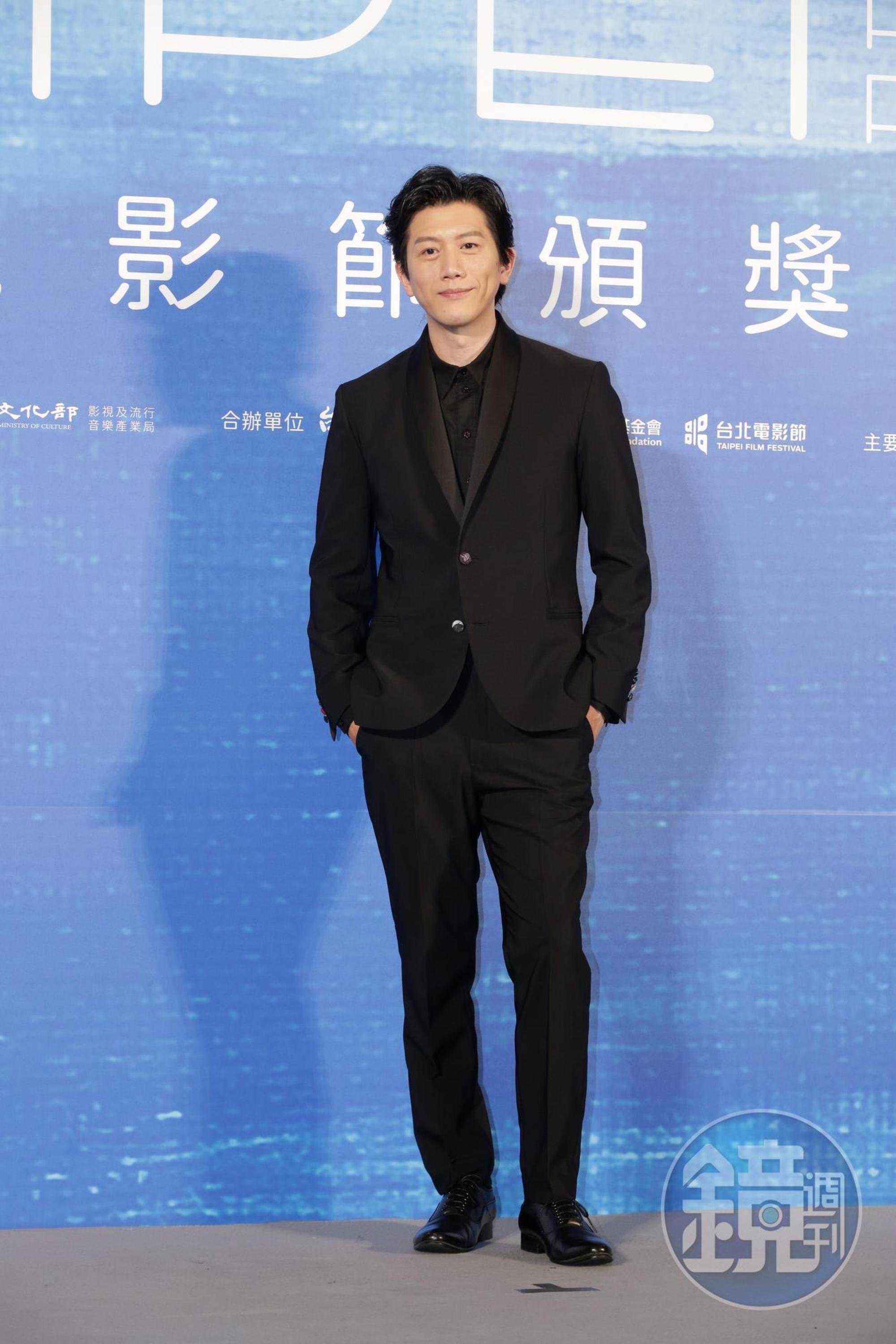 新婚的莫子儀憑《該死的阿修羅》入圍男配角獎，媒體祝他「喜上加喜」，結婚也獲獎。