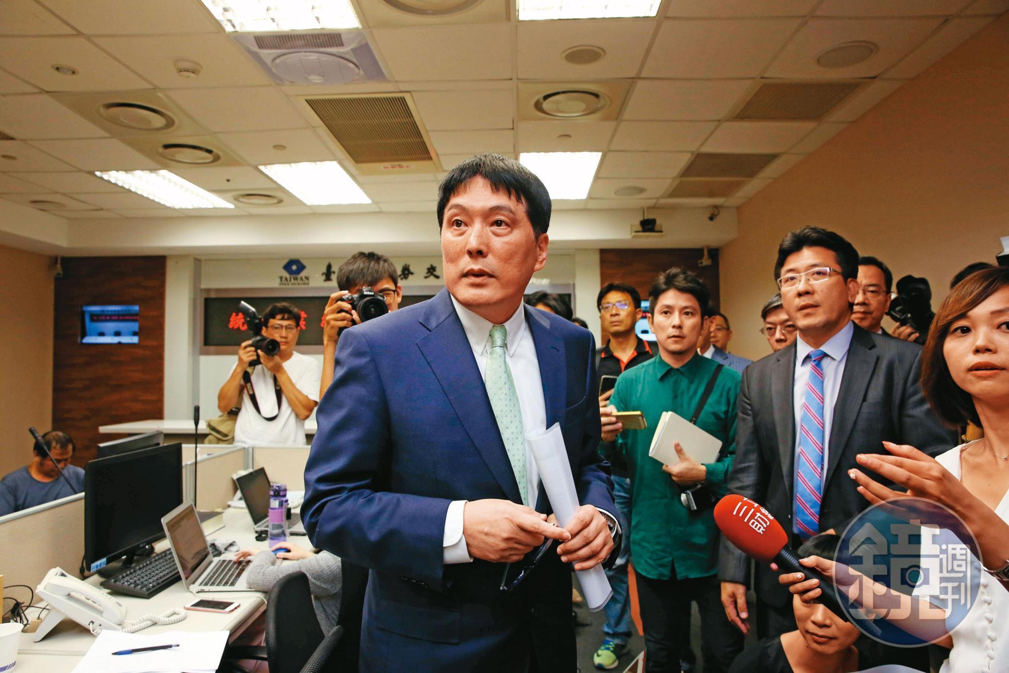 吳旻潔為讓信義誠品續留，爭取與統一集團掌門人羅智先（圖中）見上一面，但至今仍不得其門而入。