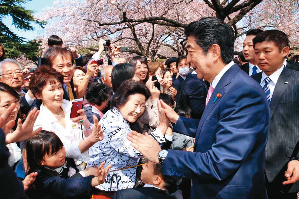 安倍晉三政治作風強烈，民眾對他的喜好也相當兩極。（翻攝臉書）