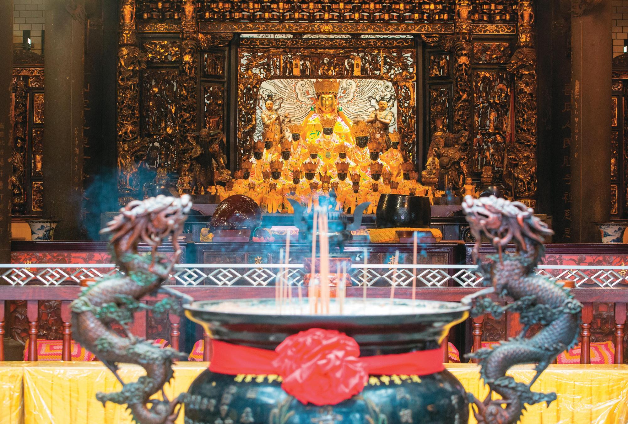 壽山巖觀音寺結合主祀的觀世音菩薩,將相關節慶與天眖節延伸為具記憶性與特色的系列活動。