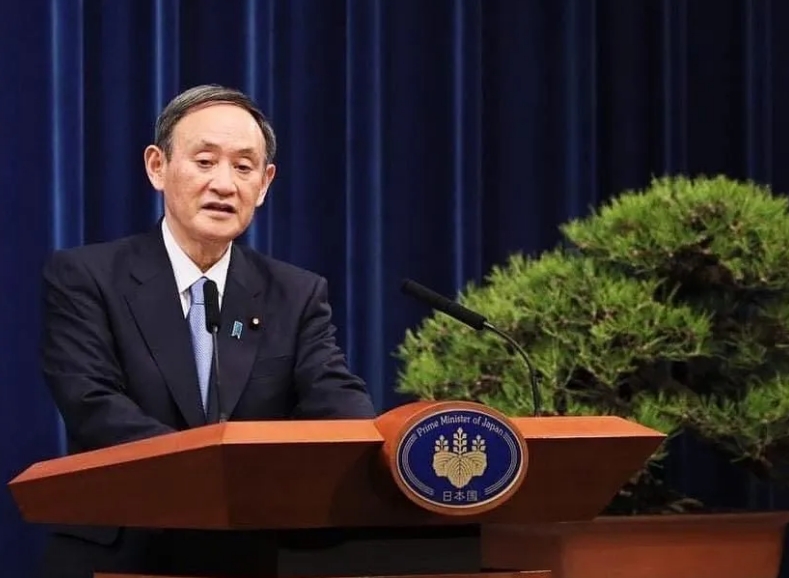 日本前首相安倍晉三8日遇襲身亡，老戰友前首相菅義偉受訪時面容憔悴，透露當天心境。（翻攝菅義偉IG）