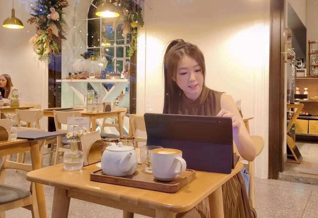 丫頭曾因貧窮，只能過最低限度的生活。（翻攝自丫頭臉書）