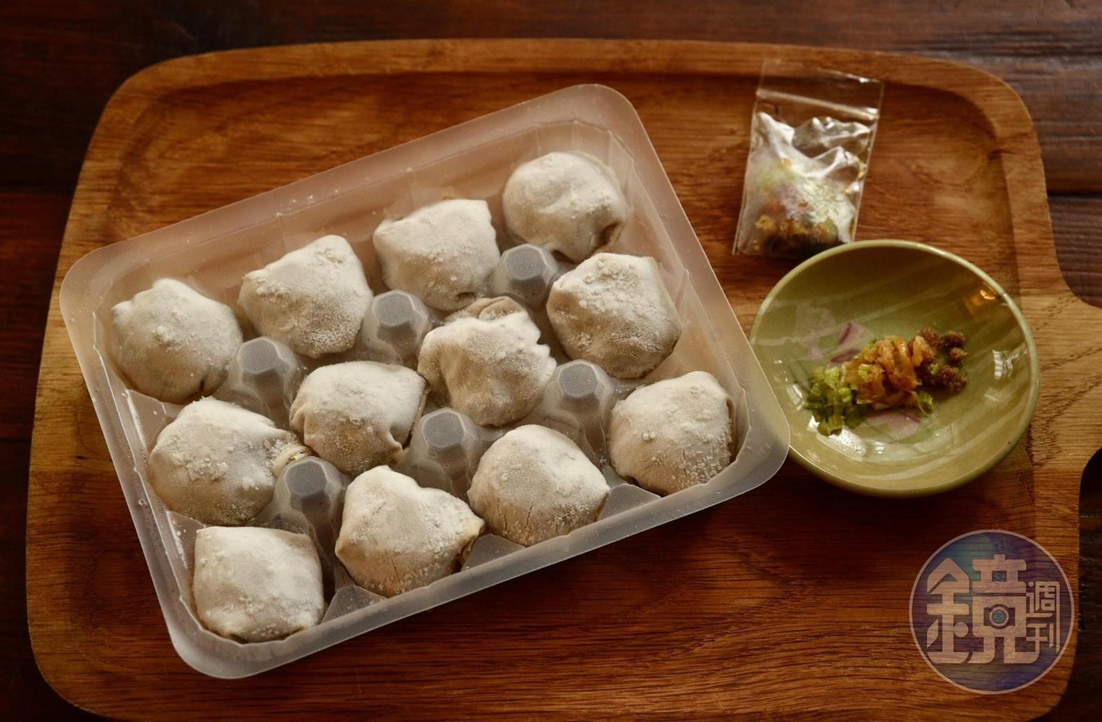 香料女王重現家族口味的夢幻雲吞,有「粵式劍蝦雲吞」及「粵式鮮肉雲吞」二款口味。