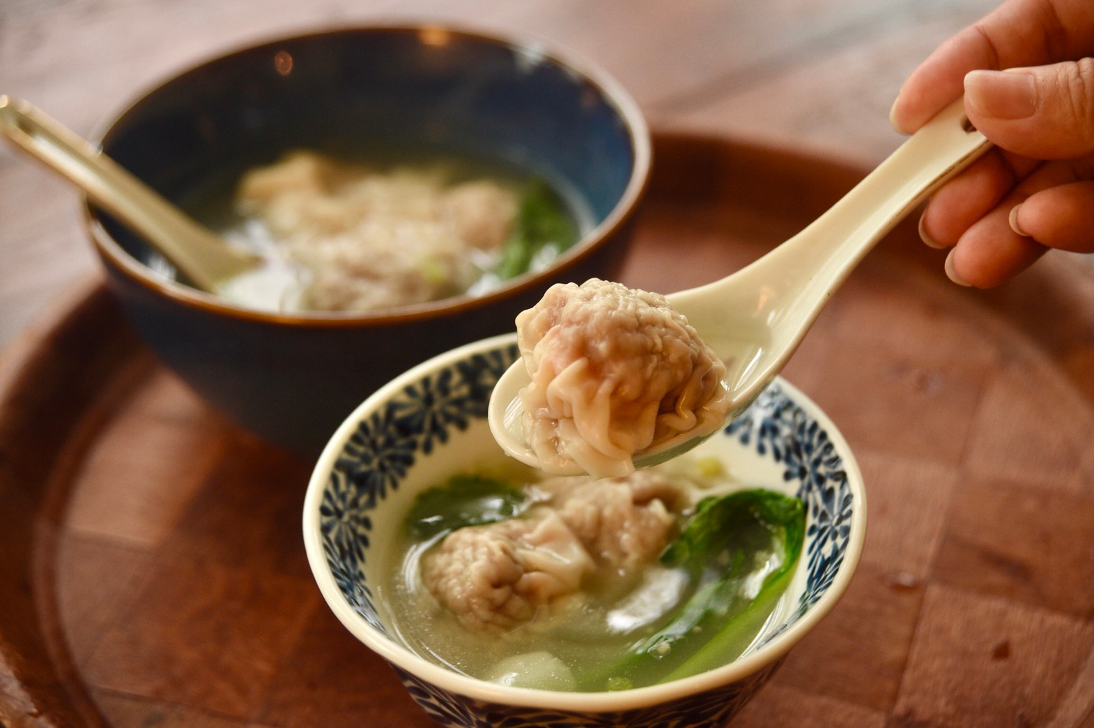 「粵式鮮肉雲吞」，辛香味濃郁，質地彈實。