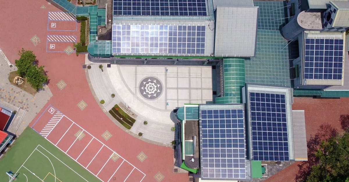 美歐亞用太陽光電守護茂林國中及地方紫蝶，助推行政院綠能校園。