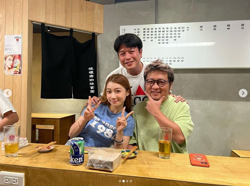 納豆（右）出院後，依依（左）幫忙約跟李易（中）吃飯。（翻攝李易IG）