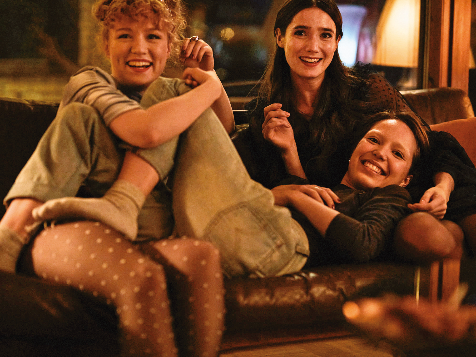 3位即將成年的女高中生，在3個禮拜的時間，經歷面對愛情和性愛的未知與好奇。（光年映畫提供）