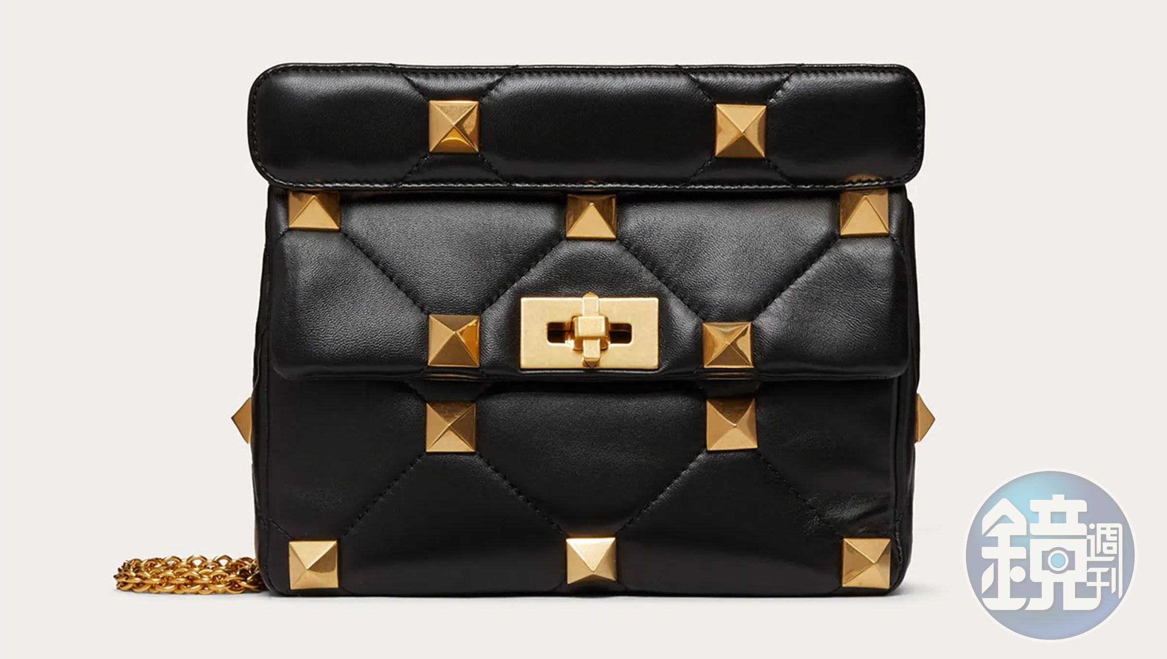 .金喜善同款的Valentino Garavani Roman Stud。NT$105,000。（Valentino Garavani提供）