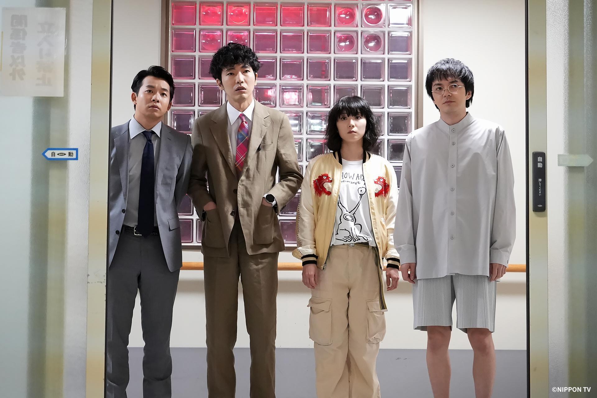 仲野太賀(左起)柄本佑、松岡茉優與林遣都將在《初戀的惡魔》意外組隊辦案。(friDay影音提供)