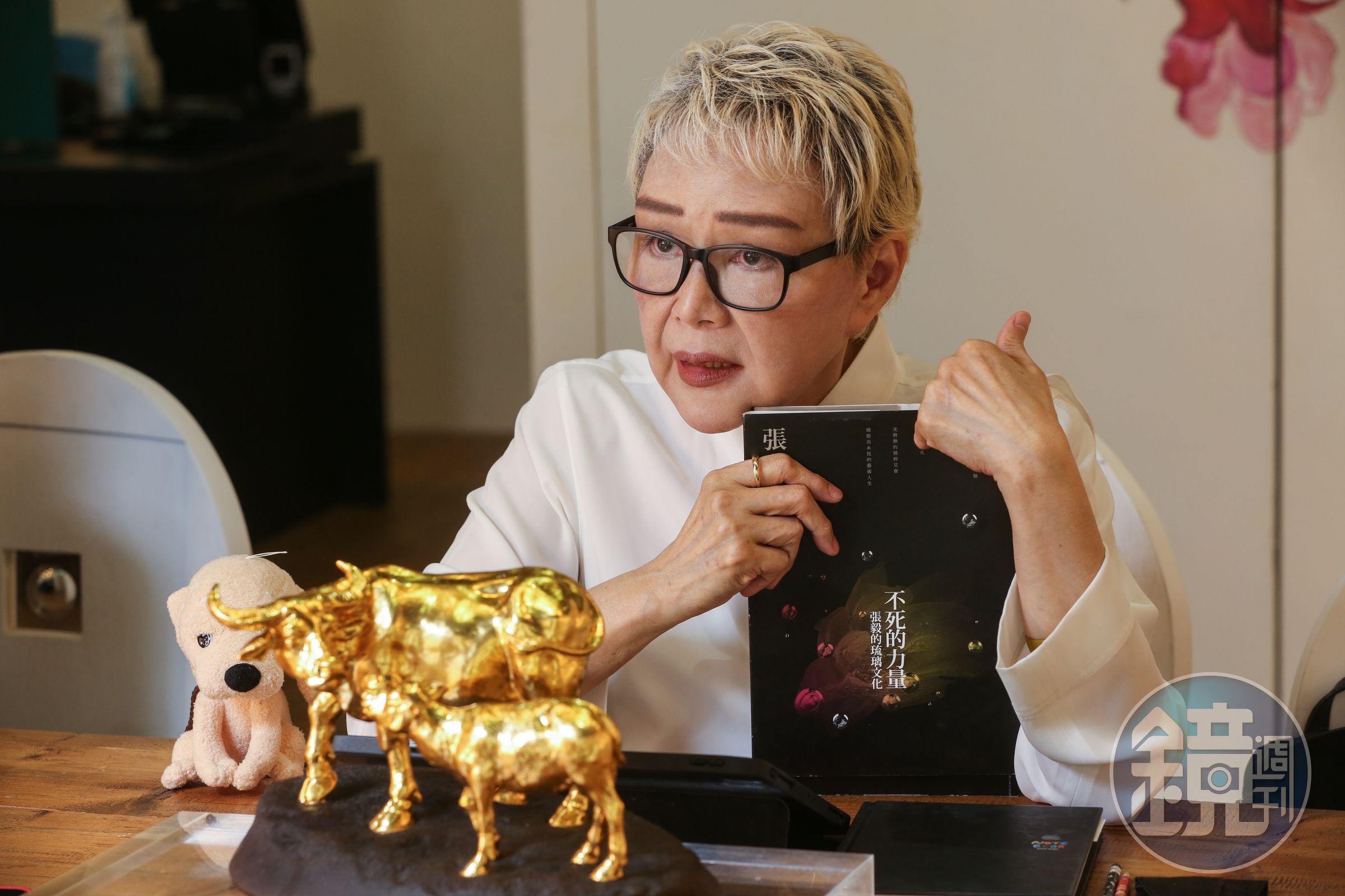 接下張毅的重任，楊惠姍重新梳理張毅留下的文章、講稿，「現在重看他的書，有種隔空對話的感覺。」