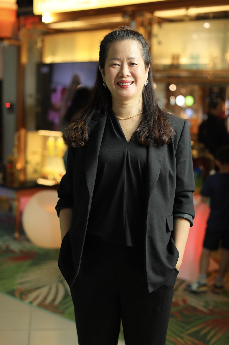 總經理梁錦玲認為海浪有搖滾的感受，將「朕心加加」的跑車、展示元素在「搖滾加加」放大。