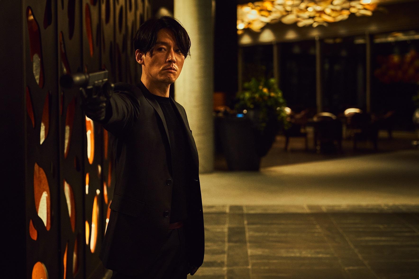 「動作演員代表」張赫此次演出退休殺手，有限制級的動作演出。（車庫娛樂提供）