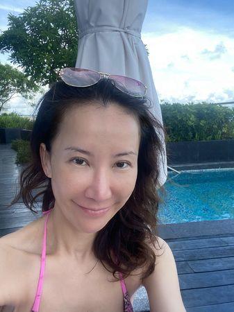 李玟曬出素顏照。(翻攝自李玟微博)