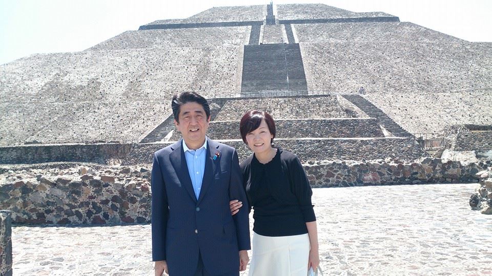 安倍晉三遭暗殺身亡，眾議員之位誰來接班？遺孀昭惠夫人表態不參加補選。（翻自安倍昭惠臉書）