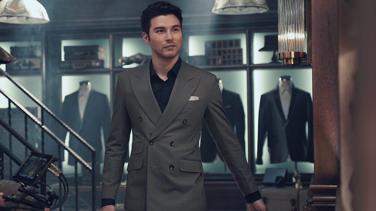 鳳小岳首次代言遊戲 化身金庸經典角色豪俠喬峰。（艾玩天地提供）