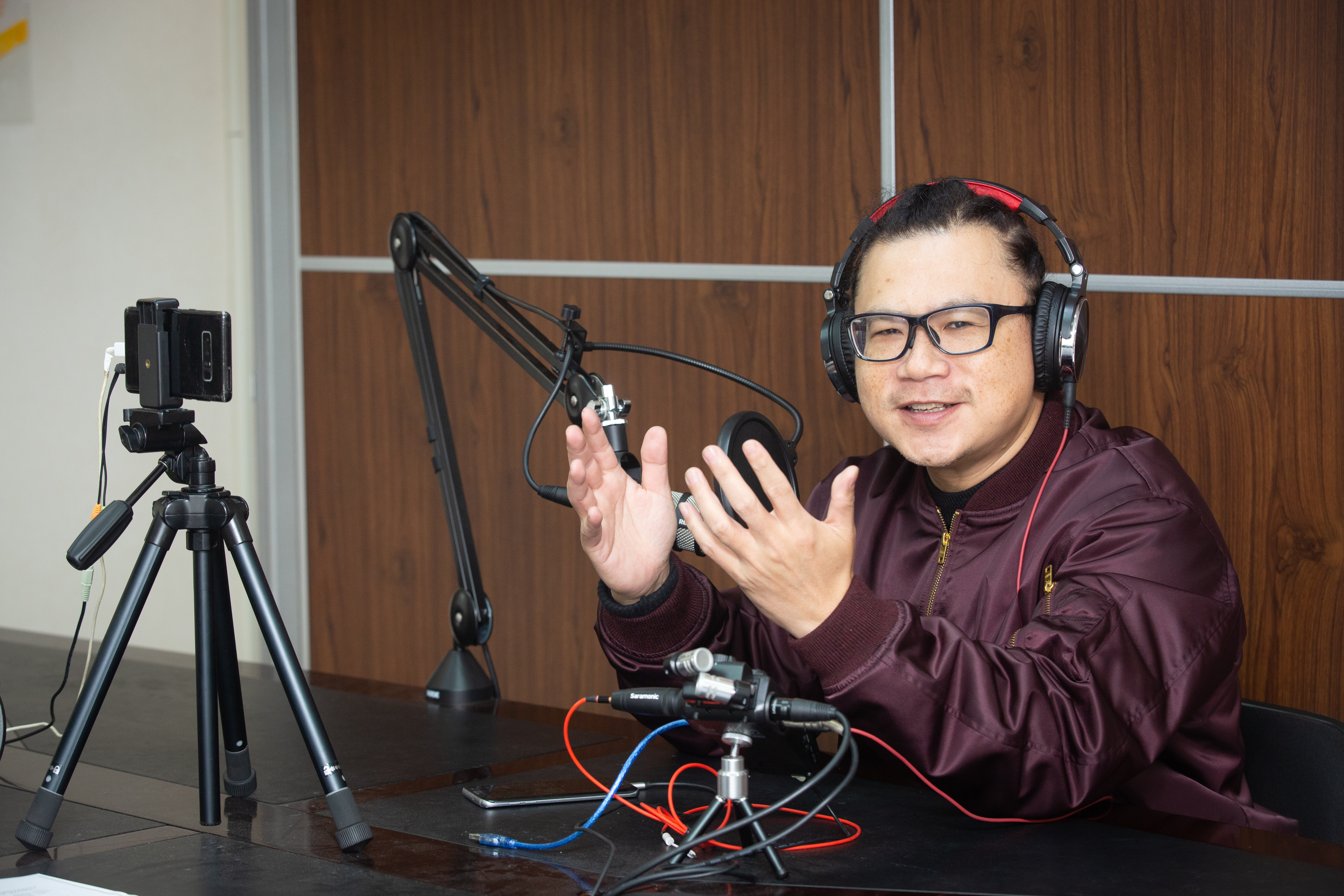 財經專家謝晨彥，抓準陸股逆勢反彈契機靠ETF賺逾15％。