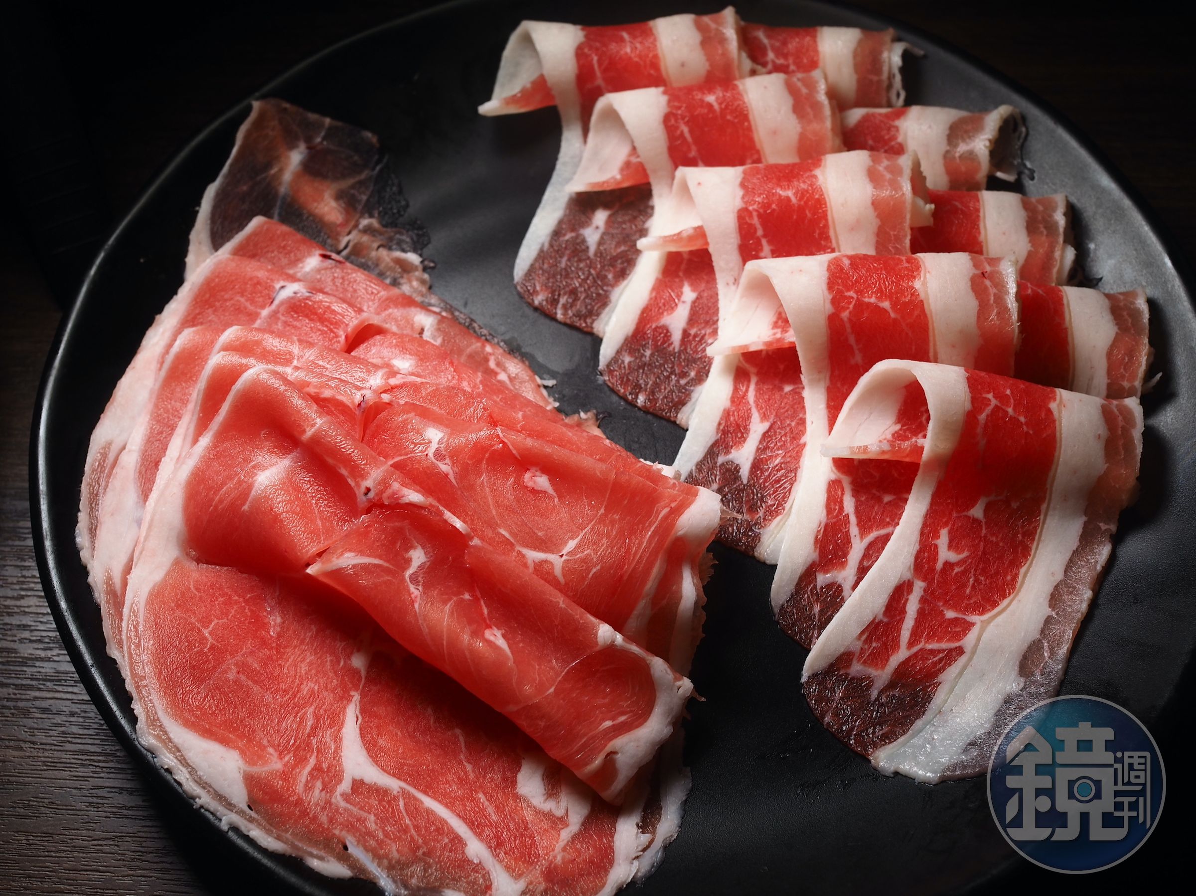 肥牛也不會太油，肉與油脂的比例得當。