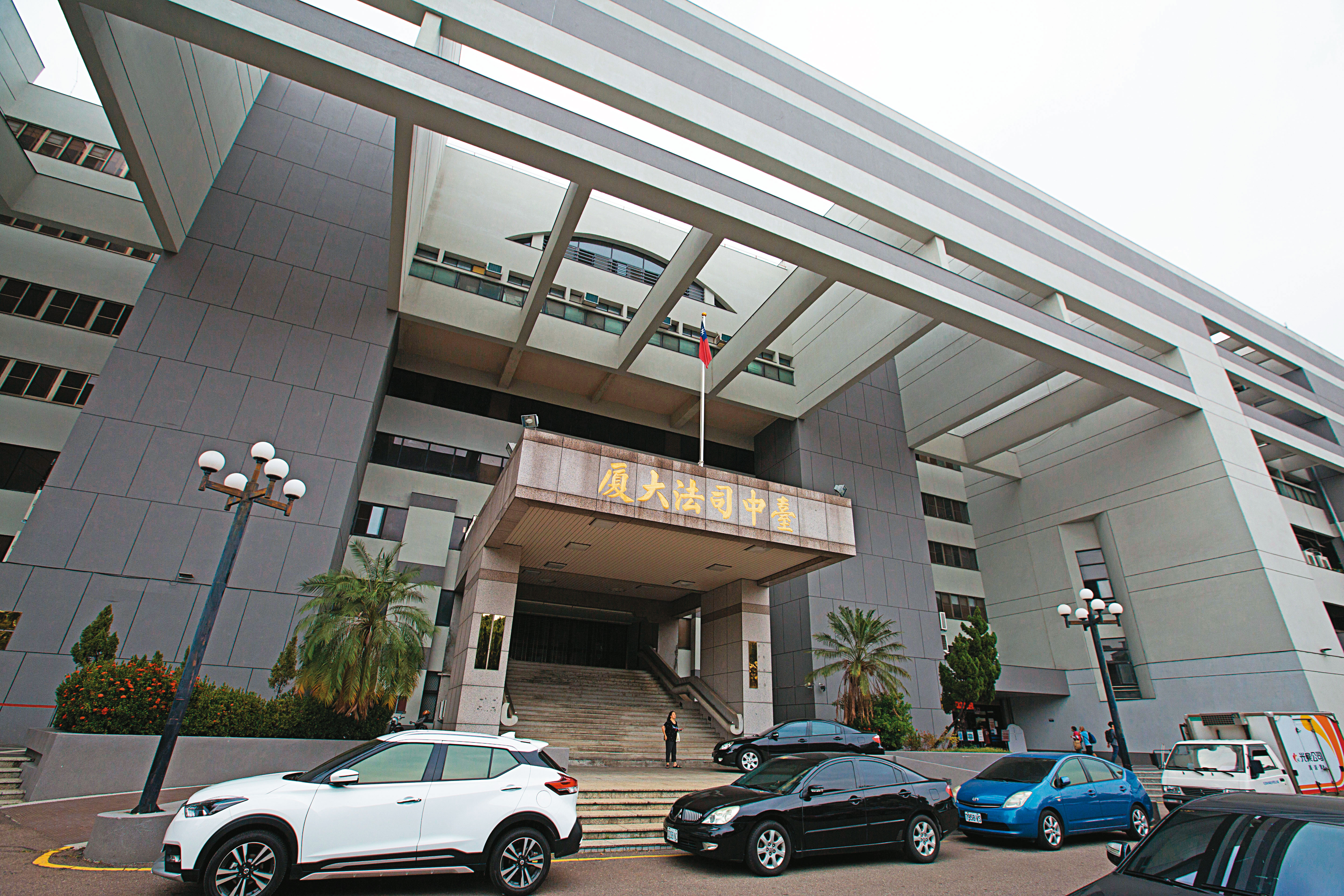 台中地方法院(圖)少年庭法官建議小淑應為坐冤獄一事找救濟。