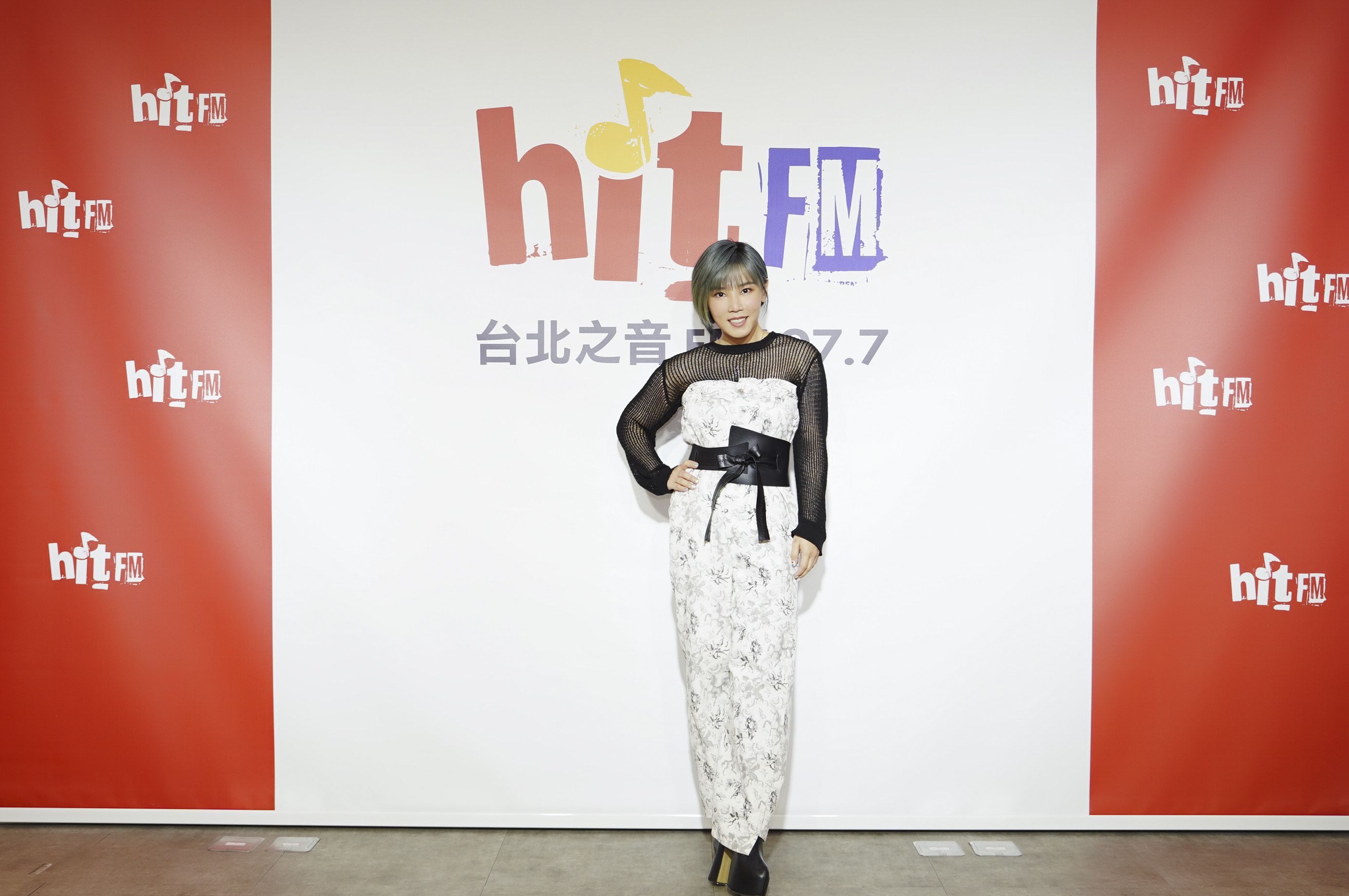 李佳薇掏出所有回歸本我,鐵肺高音再現。(Hit Fm提供)