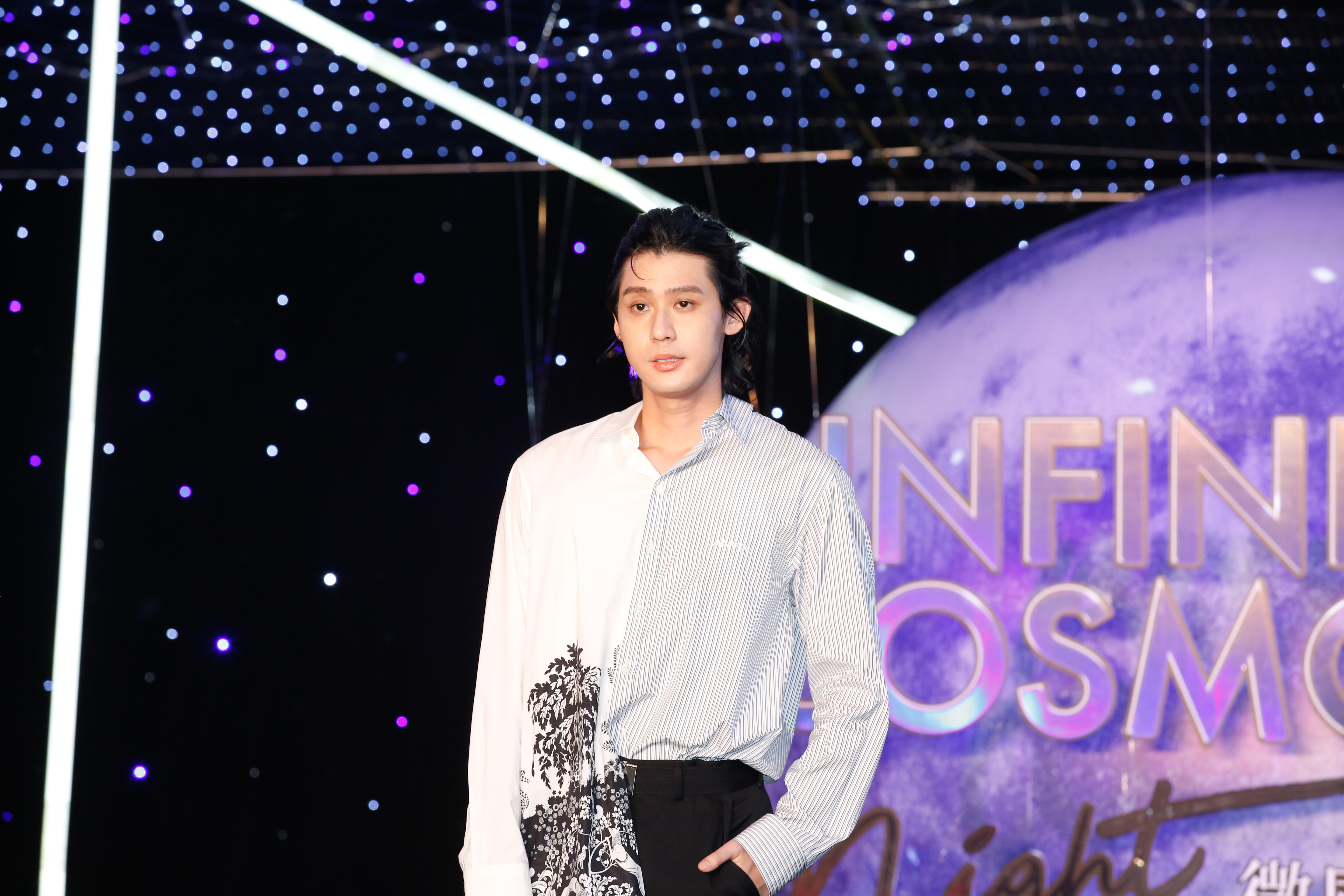 李玉璽為一年一度的微風南山之夜獻唱，為自己打90分。