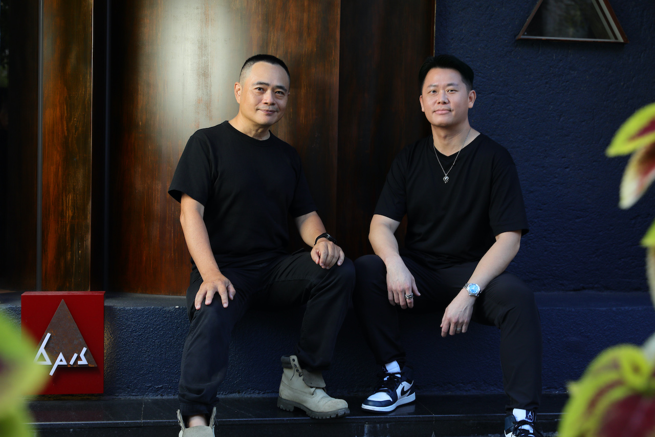 主理人陳介宇（左，Jerry）和林震寰（右，Kevin），是餐飲圈老手，這一回懷有冒險精神，再展新型態餐廳。