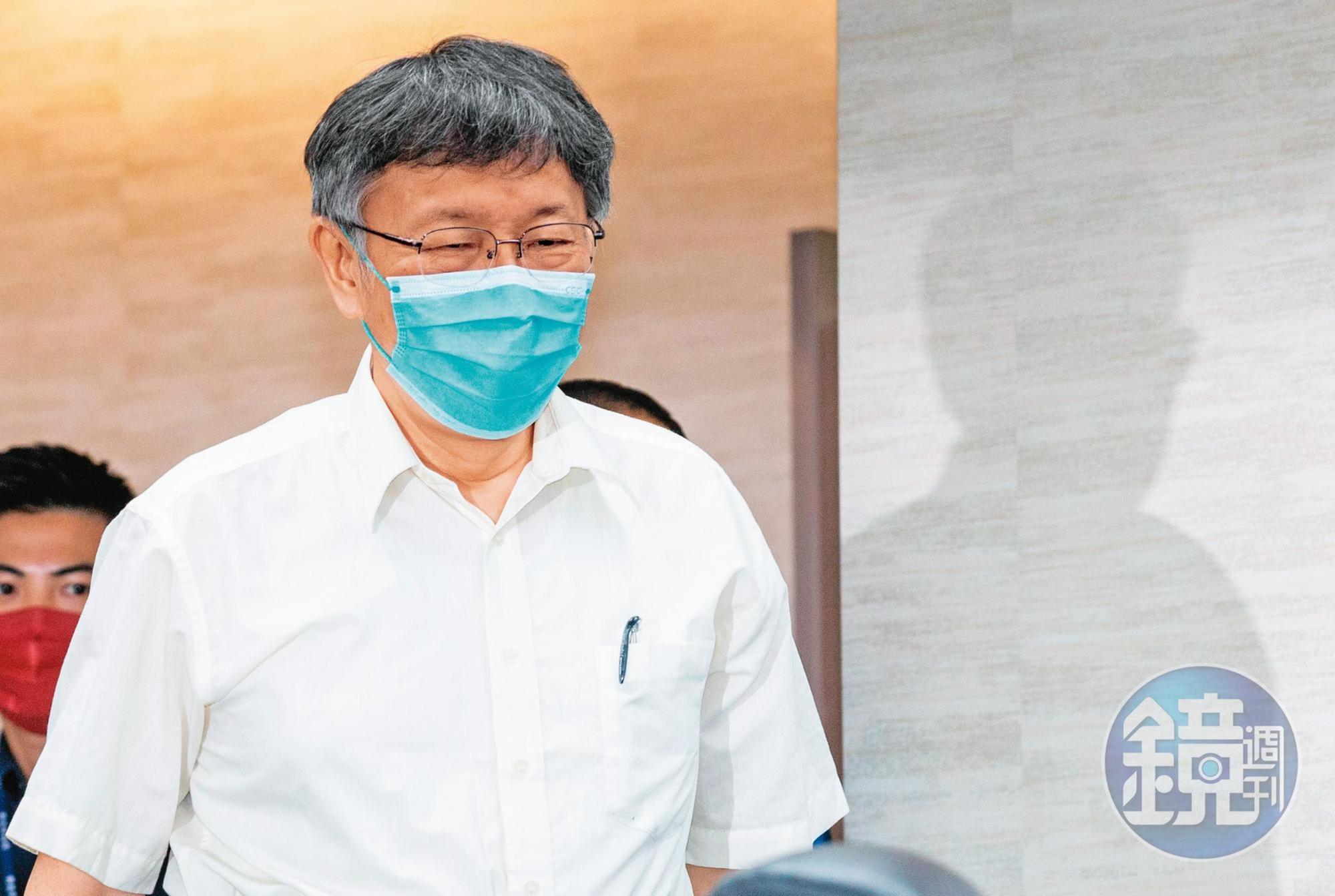 針對參選總統一事，柯文哲提出了新講法，「我不選的話，民進黨太容易選了」，表面上是賭氣的話，事實上是在召喚對民進黨權力運作不滿的選民。