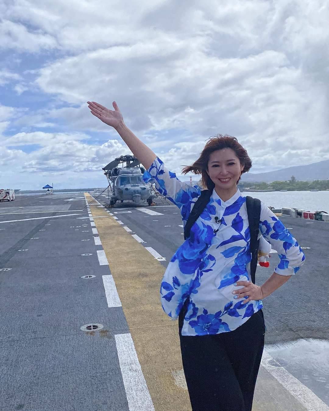 陳瑩登林肯號航空母艦採訪。(東森新聞提供)
