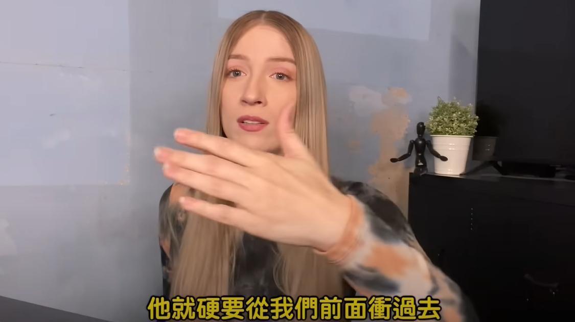 在台灣住了7年的美國人崔璀璨討論台灣交通亂象,引起觀眾共鳴。(翻攝自Tristan H. 崔璀璨 YT頻道)