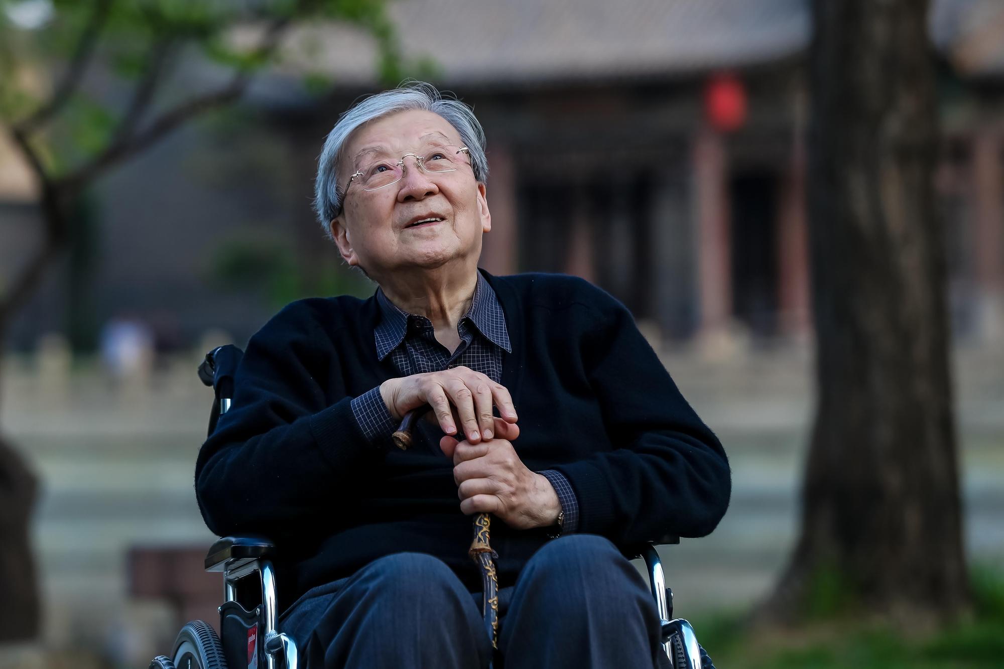 2021年的《行影．不離》記錄李行導演90歲的生活及理想。（國家影視聽中心提供）