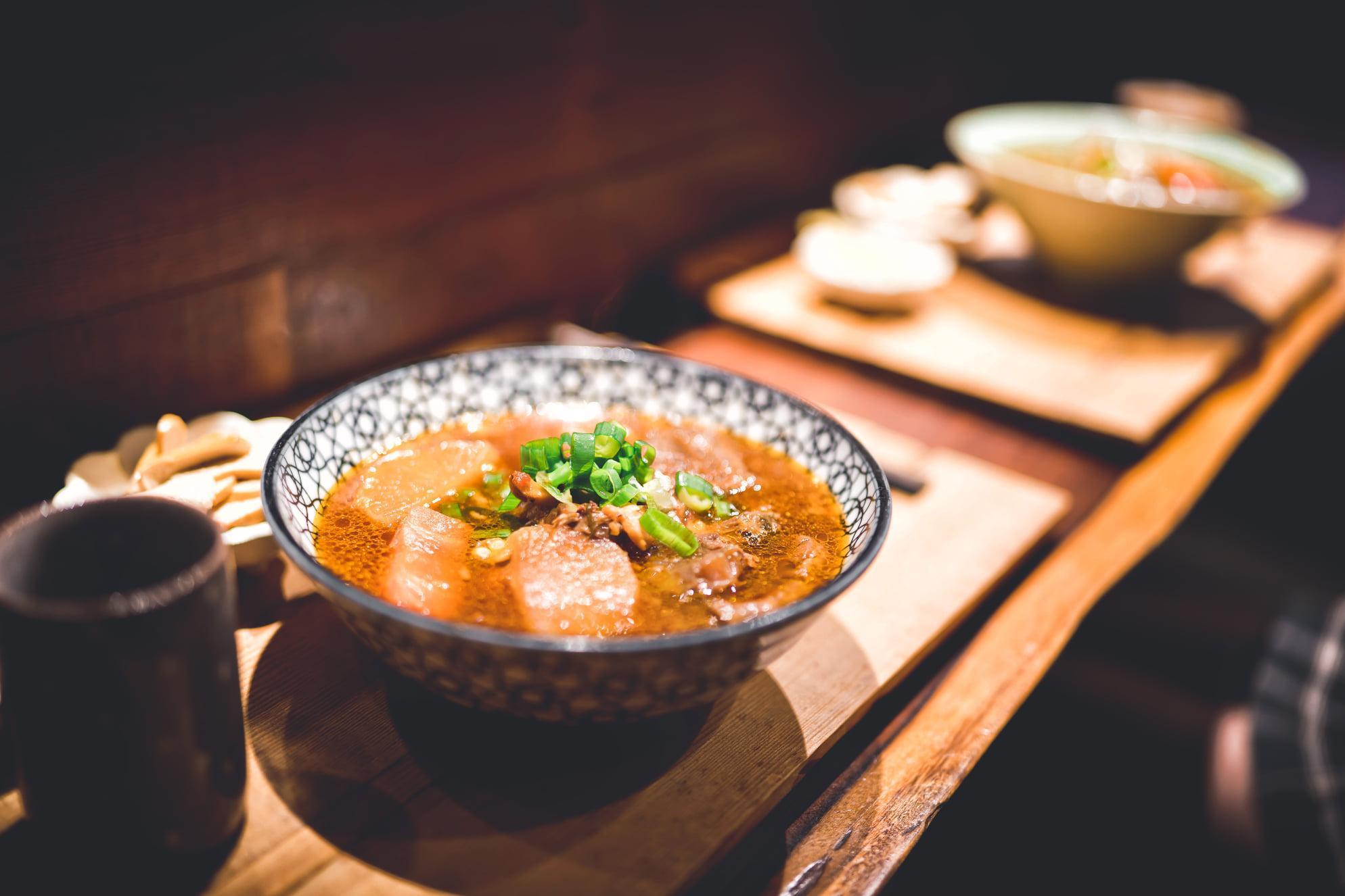 門前隱味牛肉麵店面遭人檢舉是違建，面臨拆除。（翻攝門前隱味牛肉麵臉書粉專）