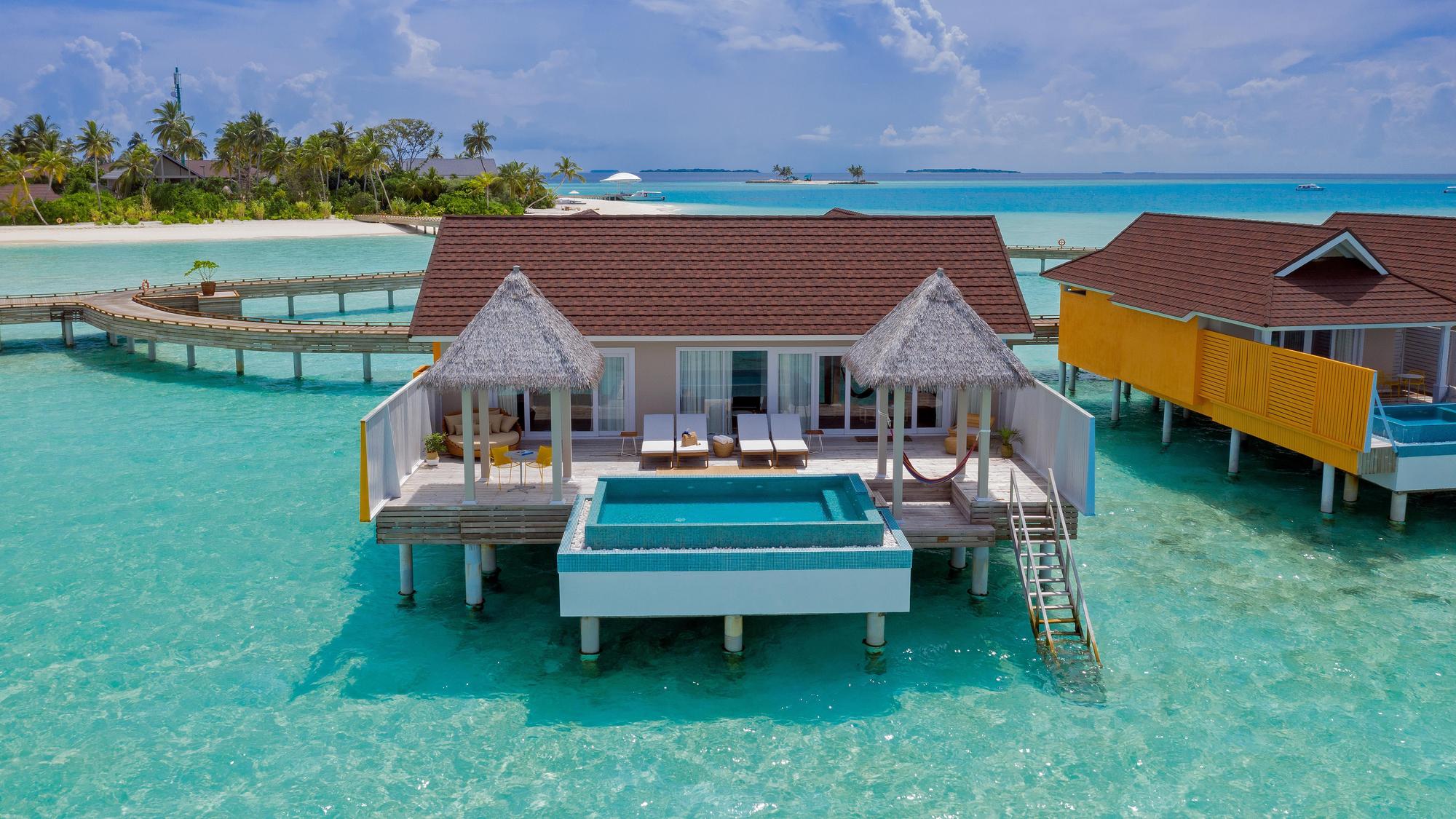 胡拉瓦西酒店(The Standard Huruvalhi Maldives)的水上屋景色。(The Standard Huruvalhi Maldives提供)